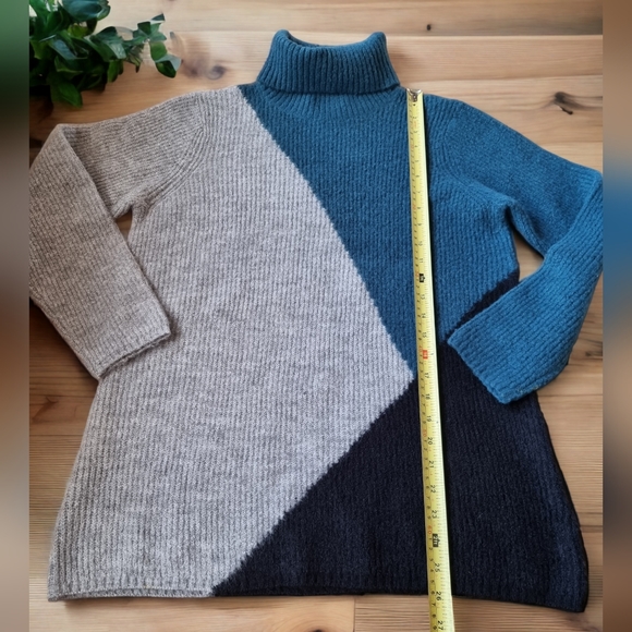 3/$40 Sale! Lily Morgan Cozy Turtleneck Sweater New Without Tags - Picture 6 of 7